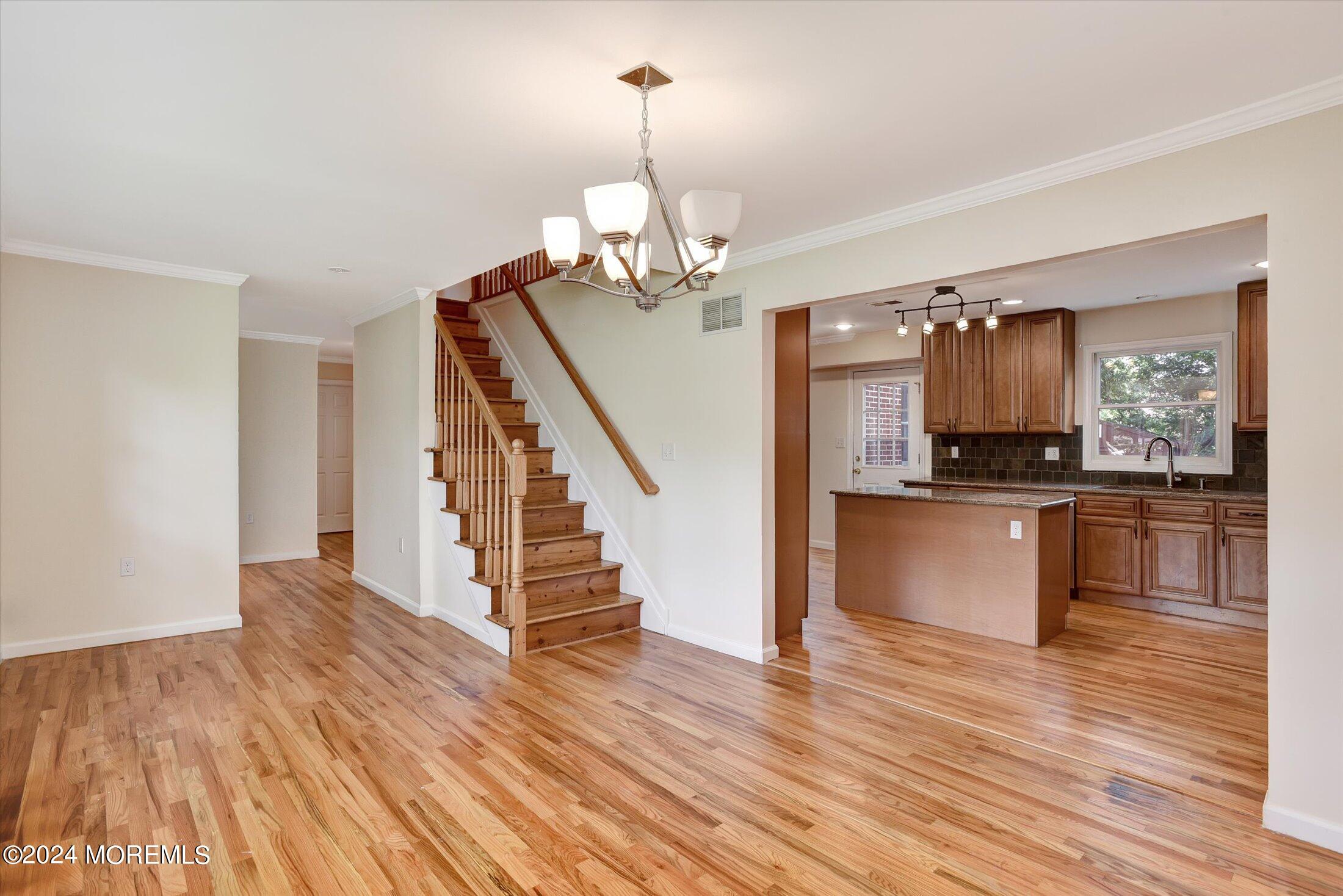 19 Longview Avenue