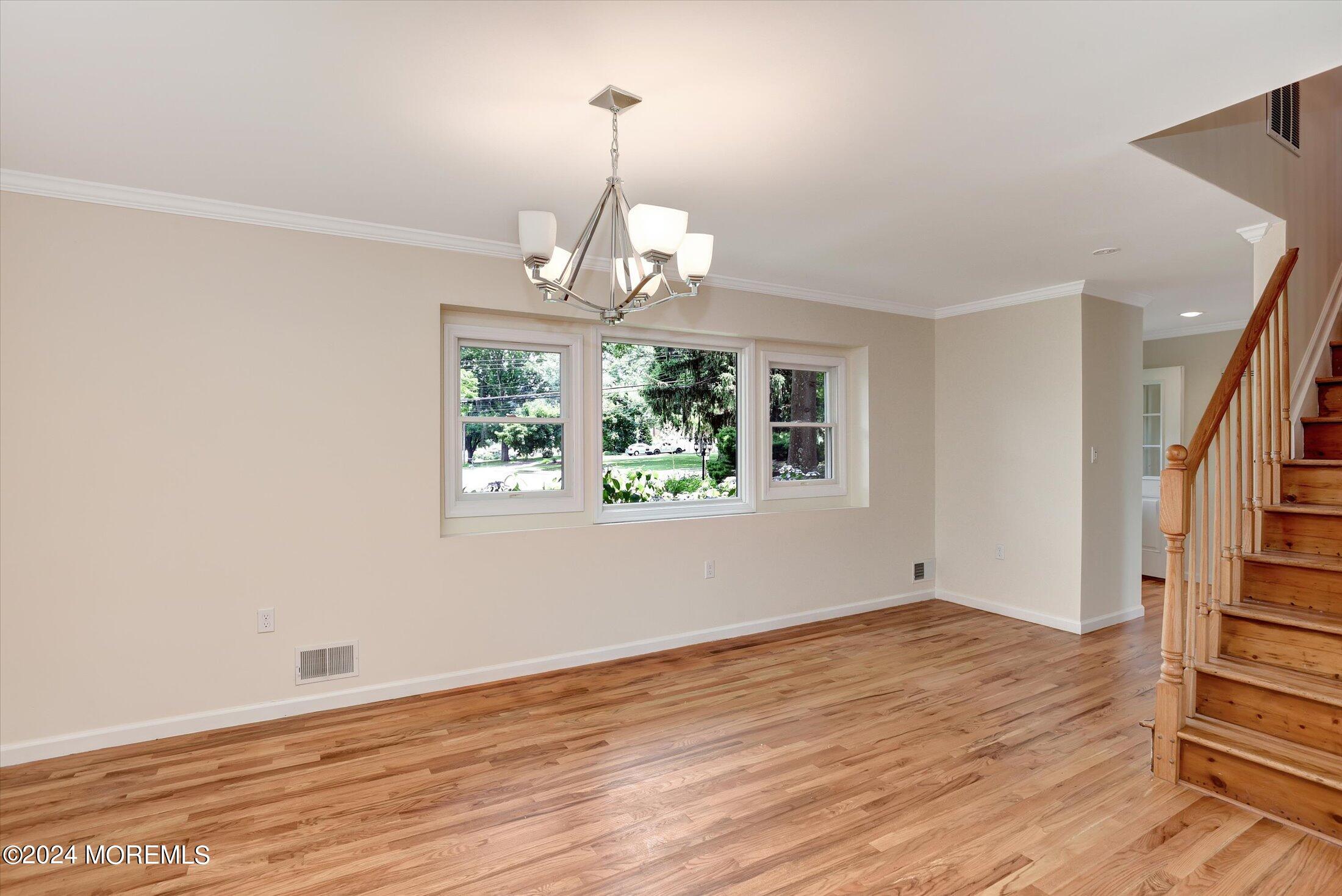 19 Longview Avenue
