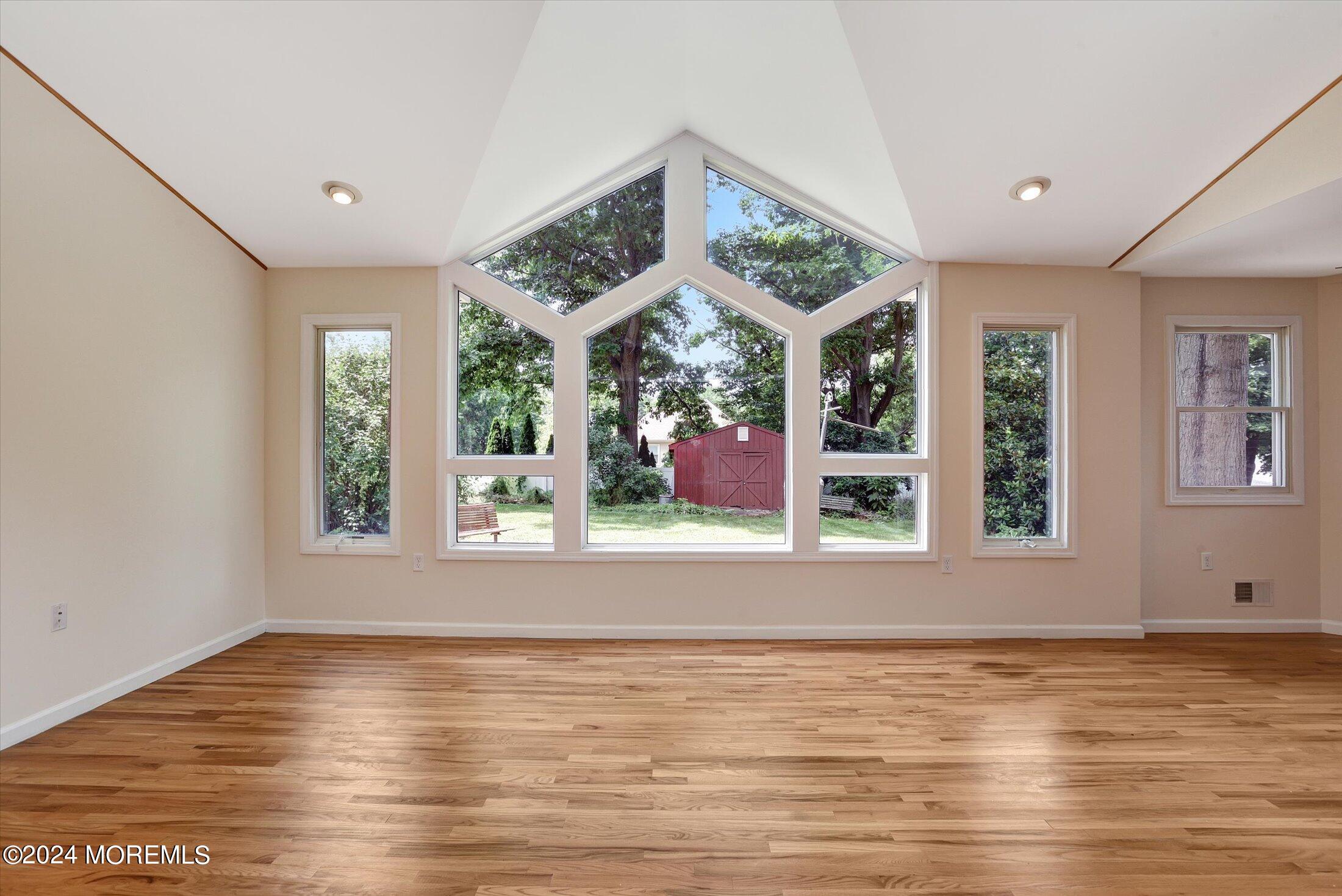 19 Longview Avenue
