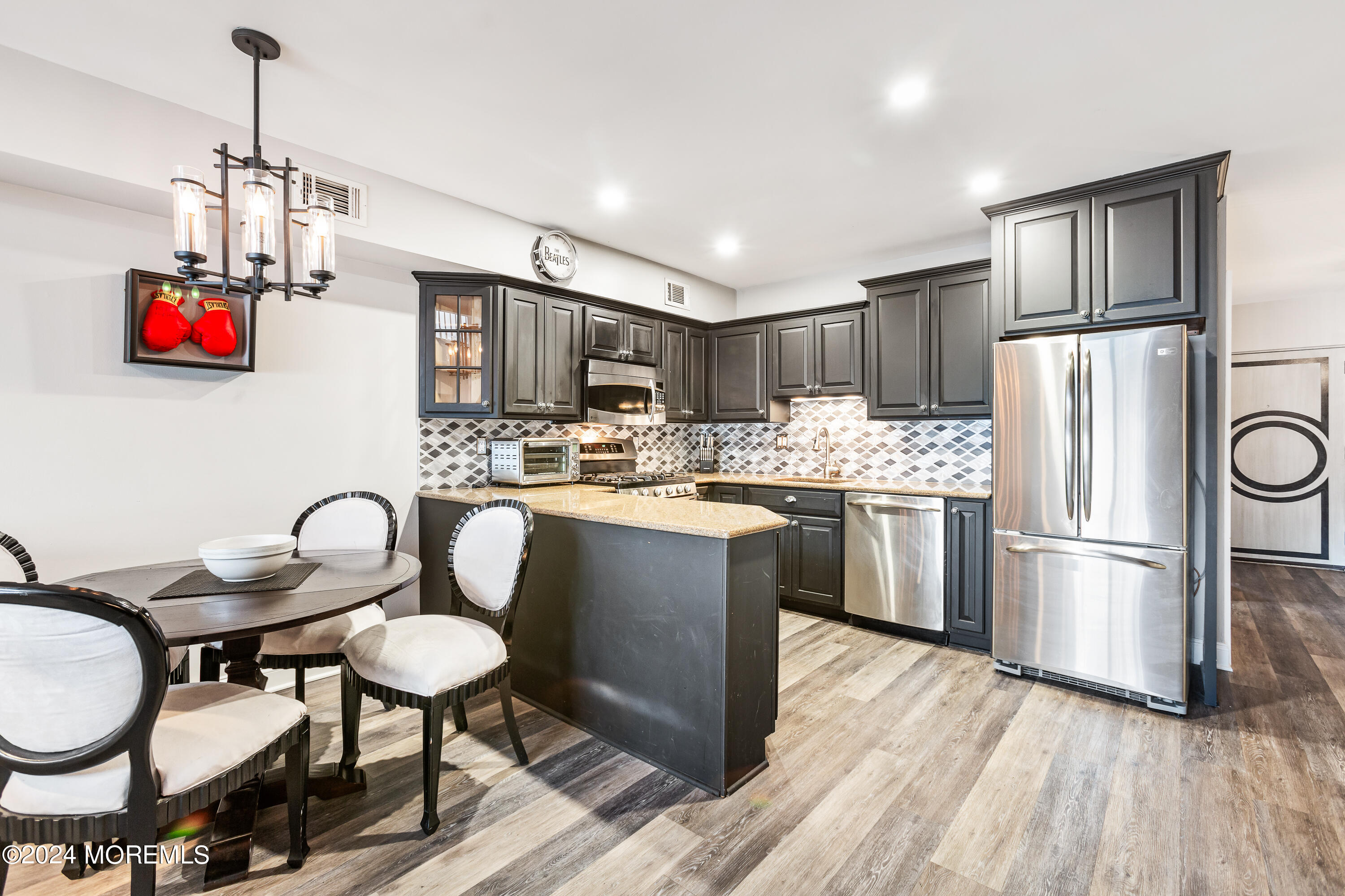 138 Bodman Place, 12