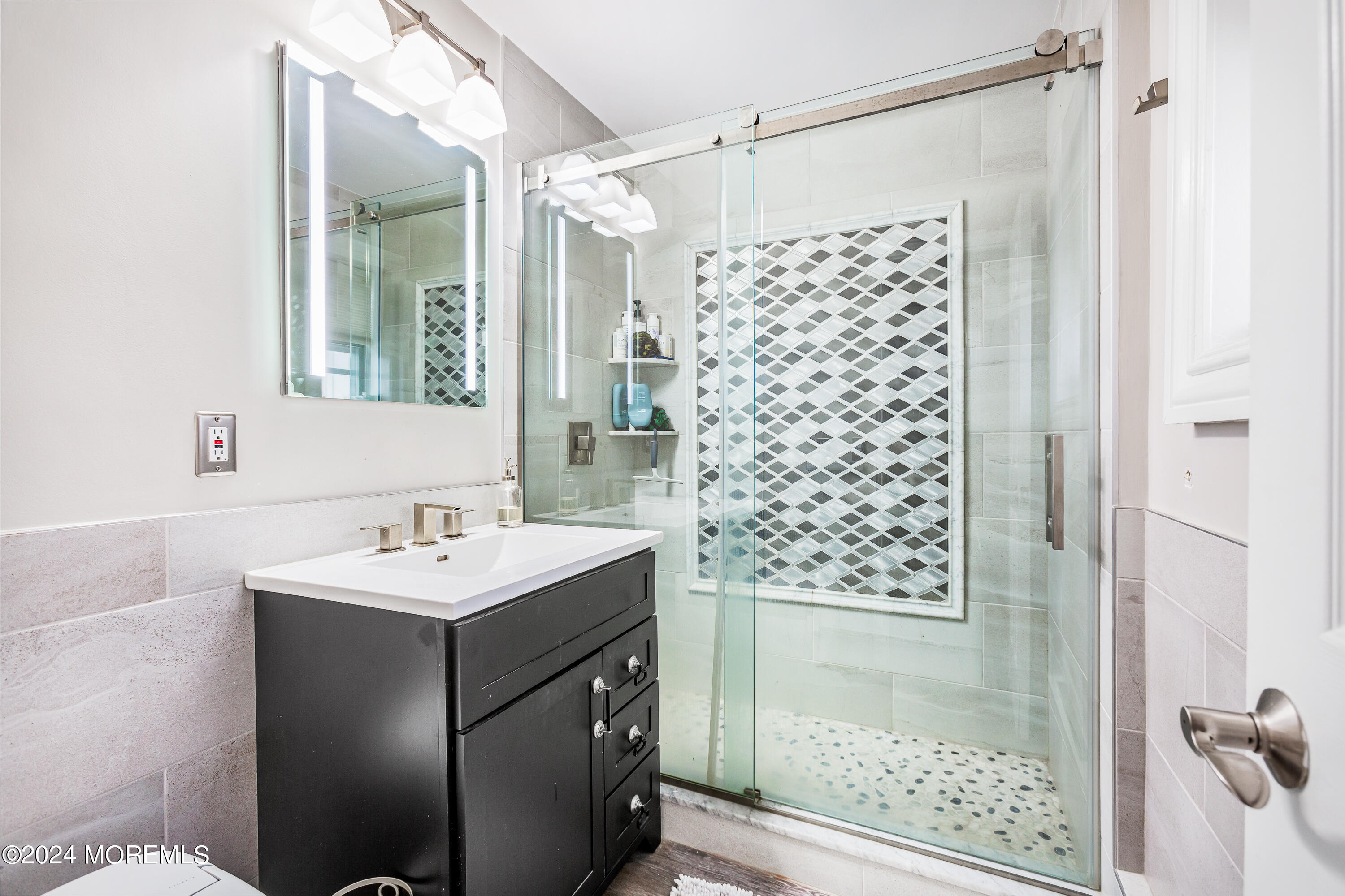 138 Bodman Place, 12