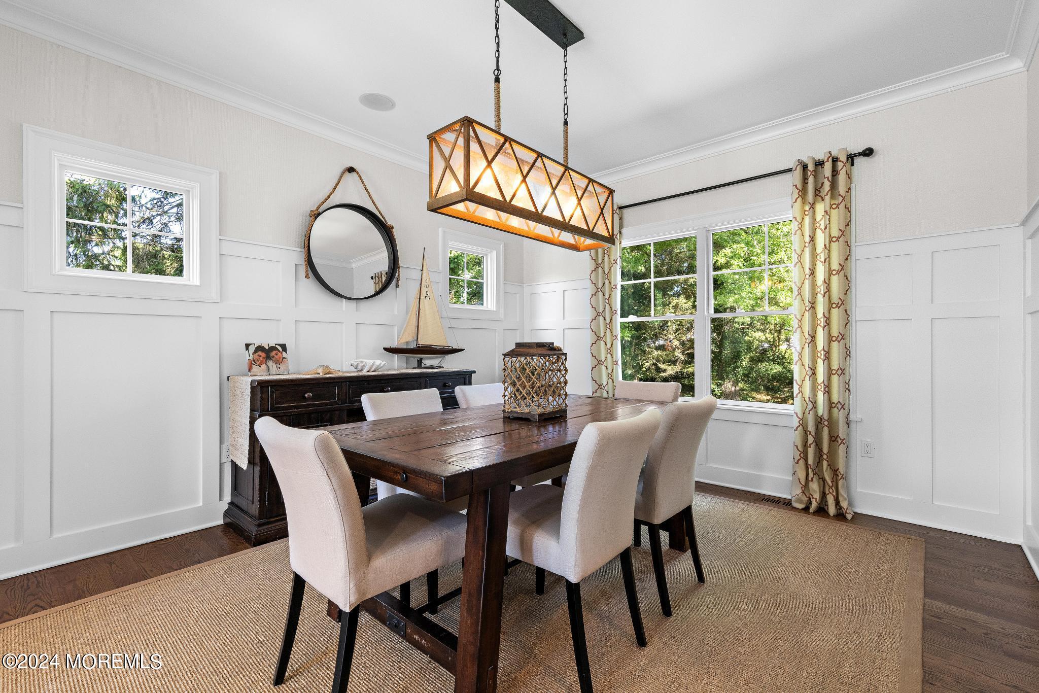 34 Hendrickson Place