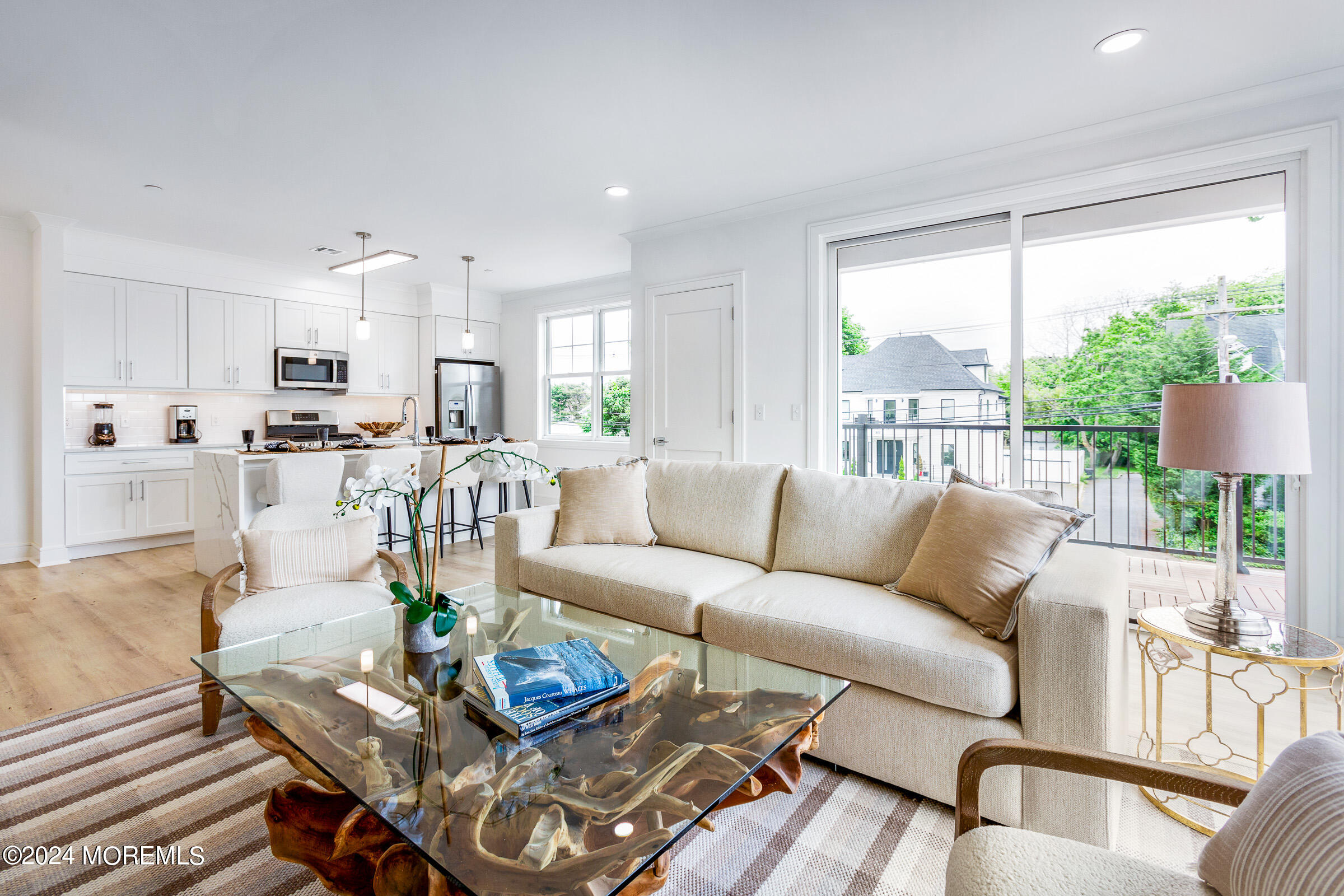 298 Westwood Avenue, 201