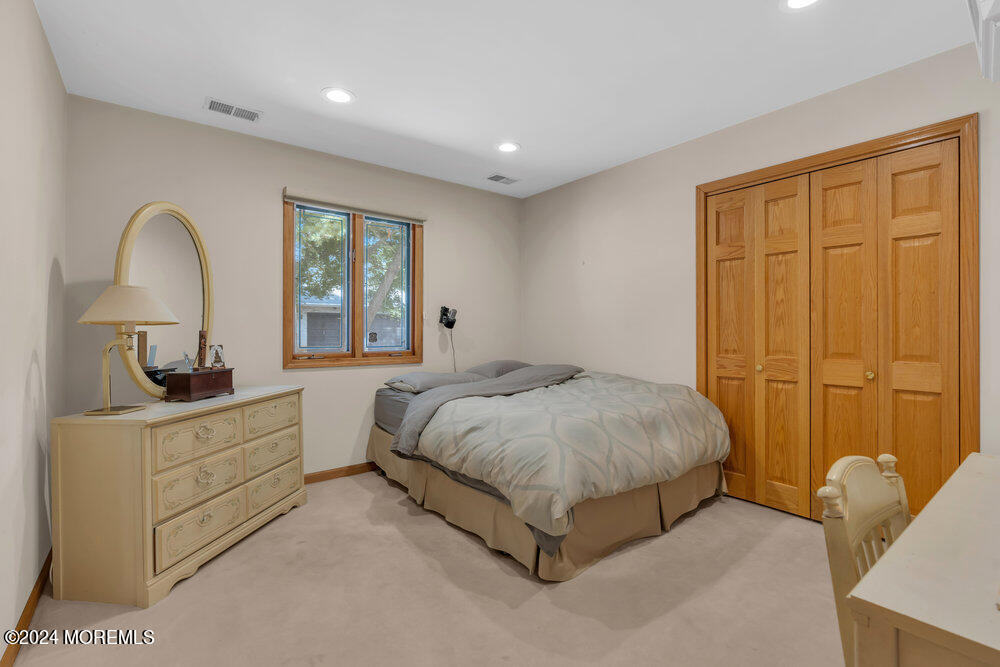 39 Seven Oaks Circle