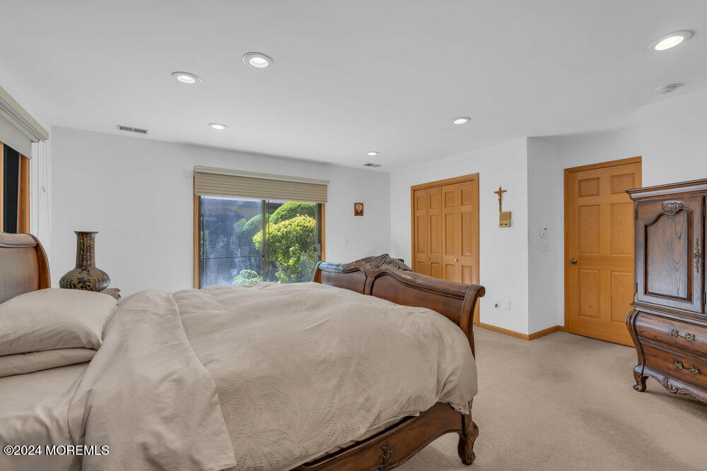 39 Seven Oaks Circle