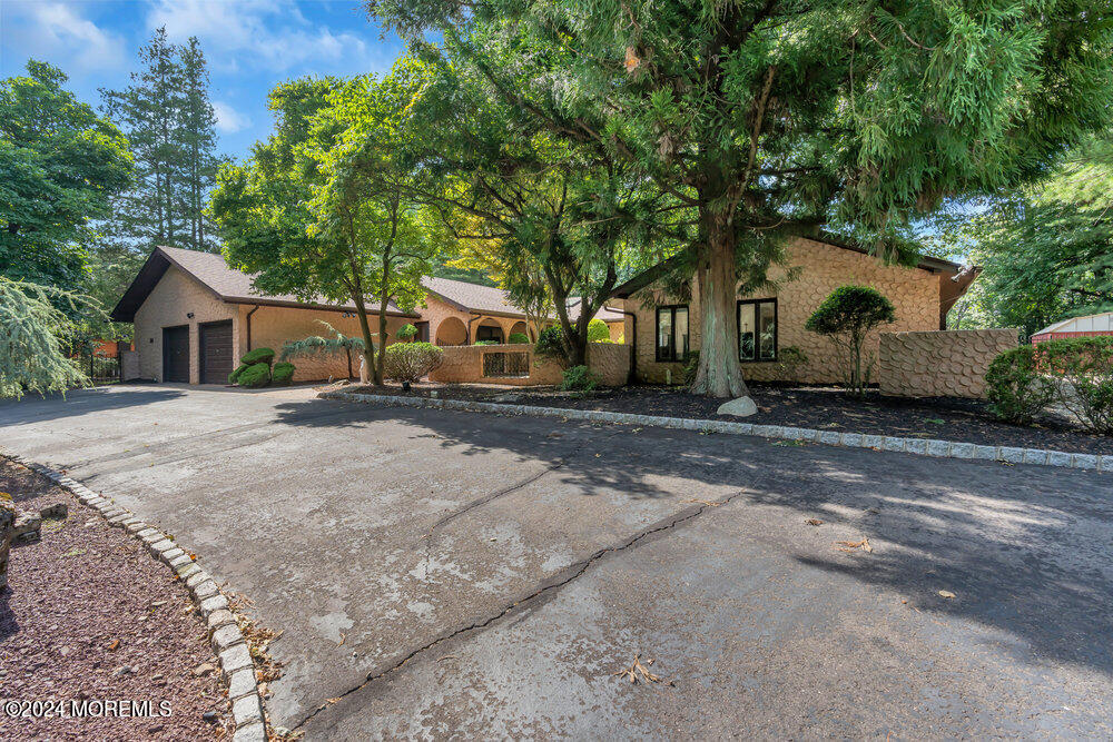 39 Seven Oaks Circle