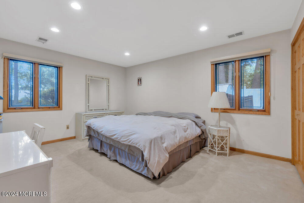 39 Seven Oaks Circle