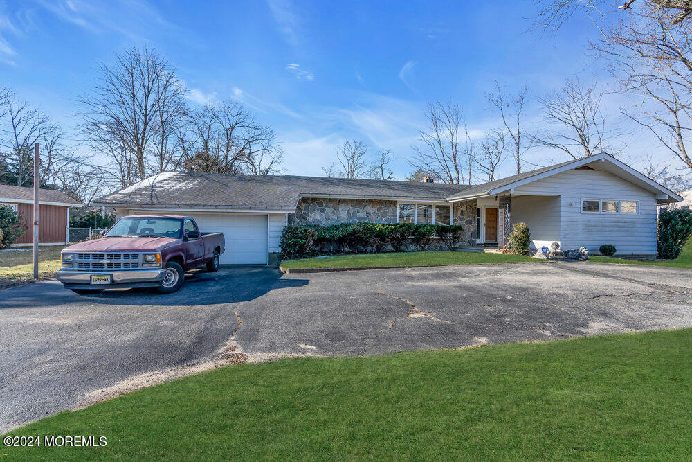 1400 Lanes Mill Road