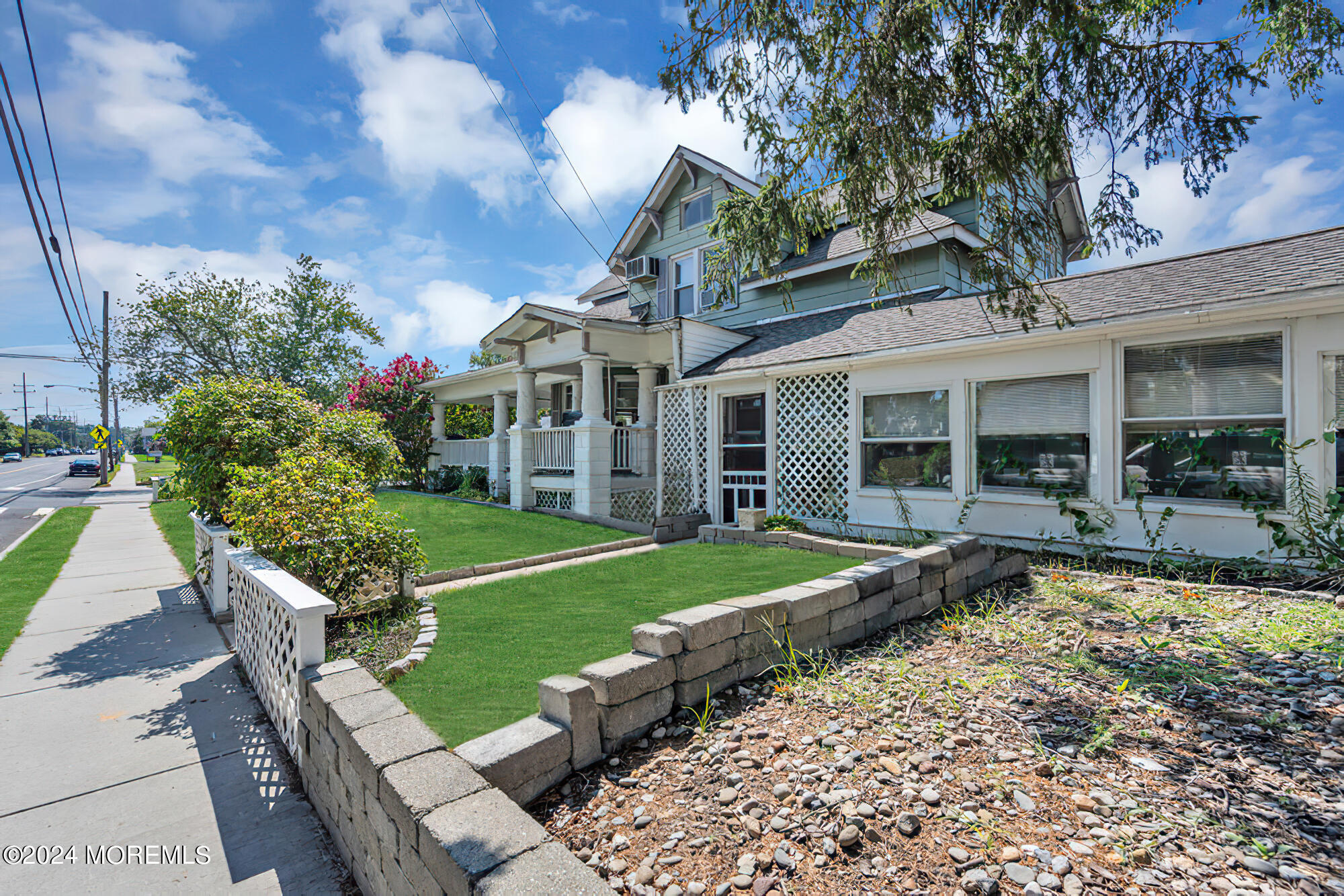 26 Evergreen Avenue