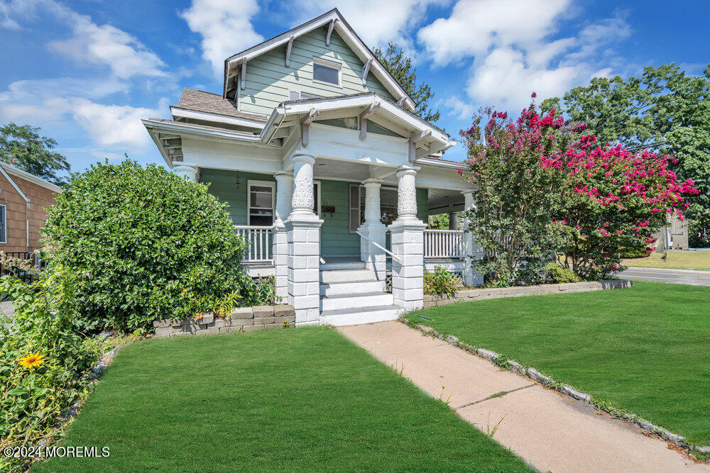26 Evergreen Avenue