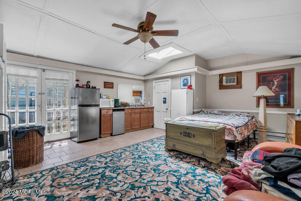 26 Evergreen Avenue