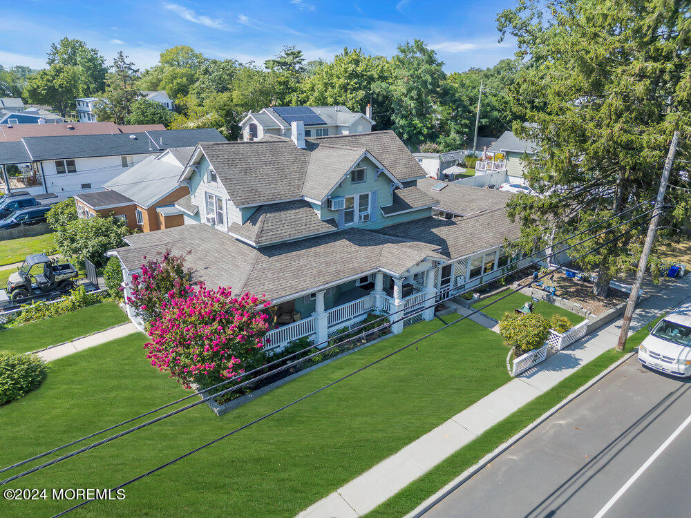 26 Evergreen Avenue