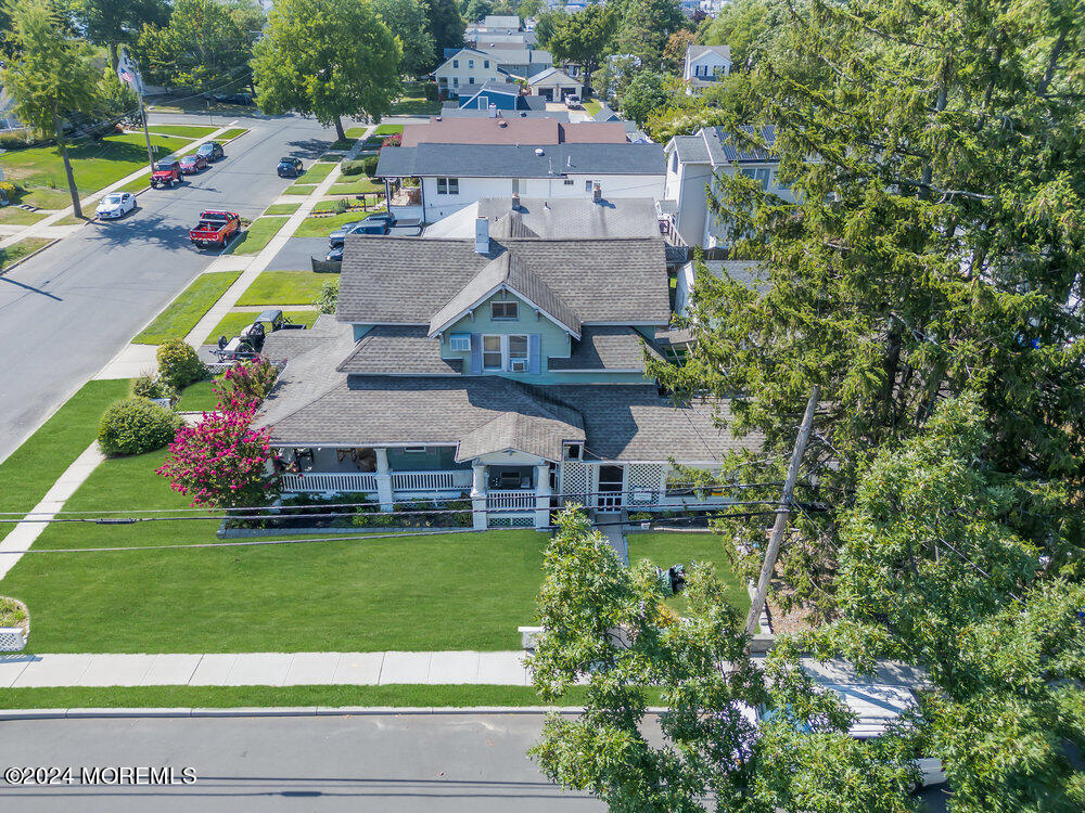 26 Evergreen Avenue