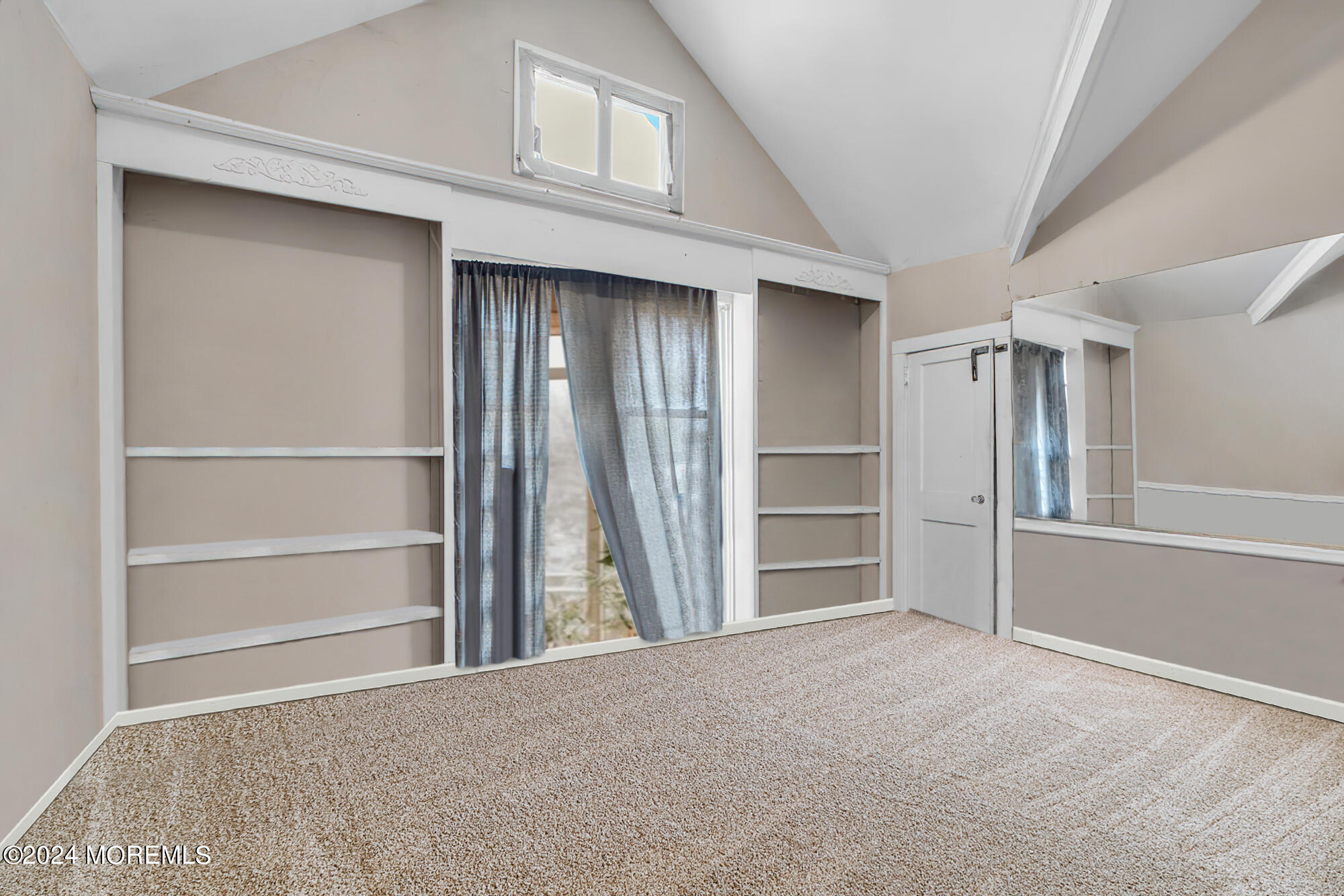 26 Evergreen Avenue