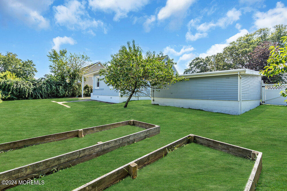 866 Koches Avenue