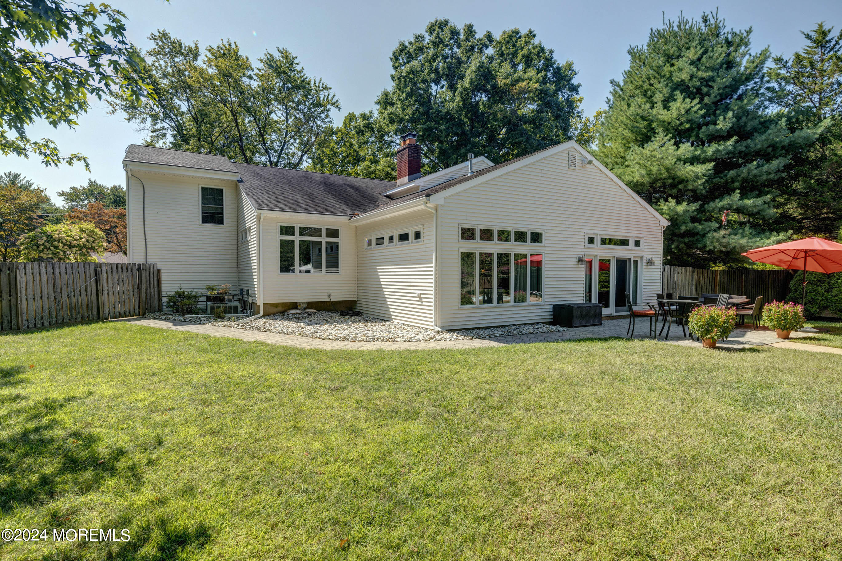 10 Troon Court