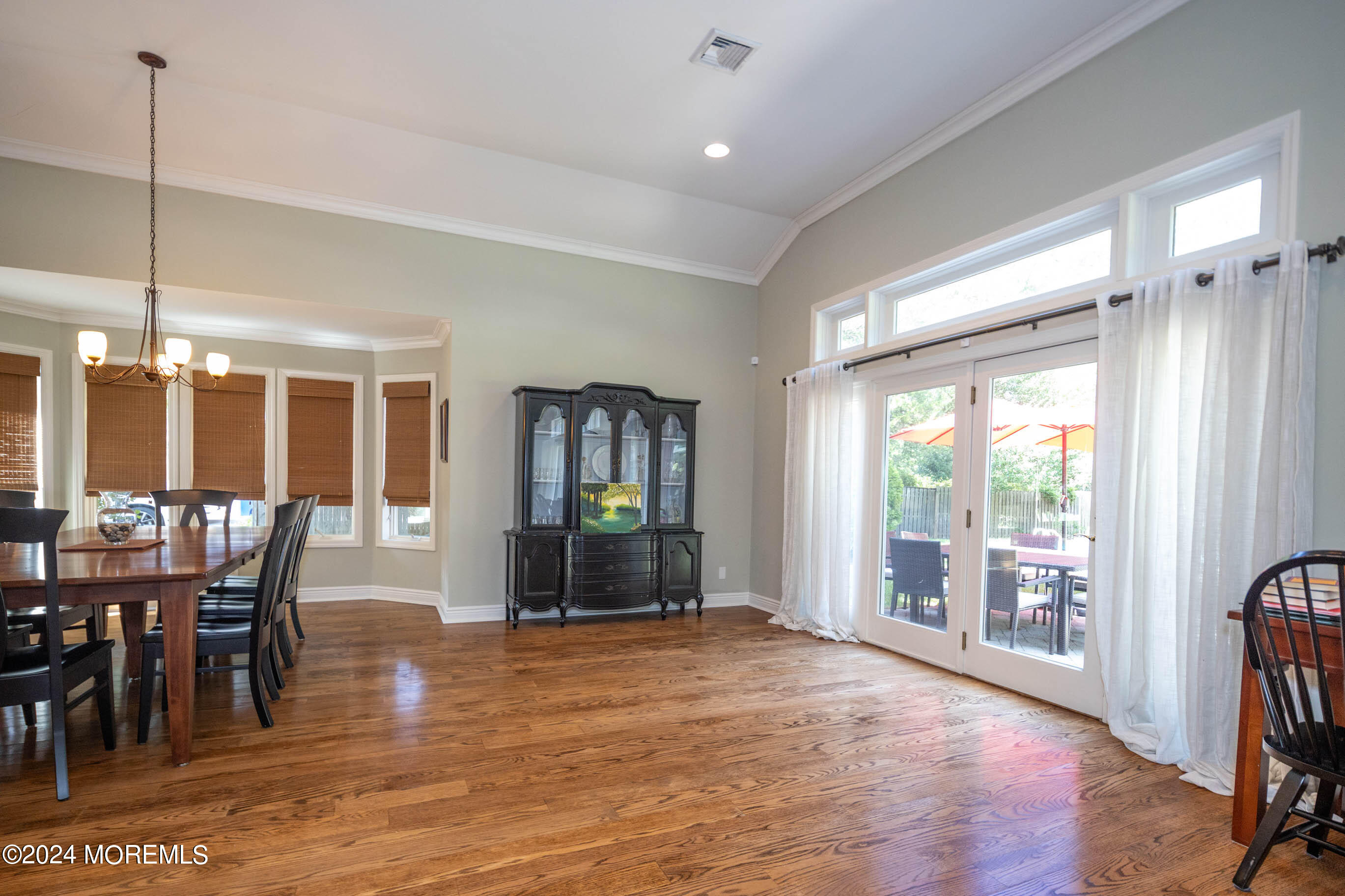 10 Troon Court