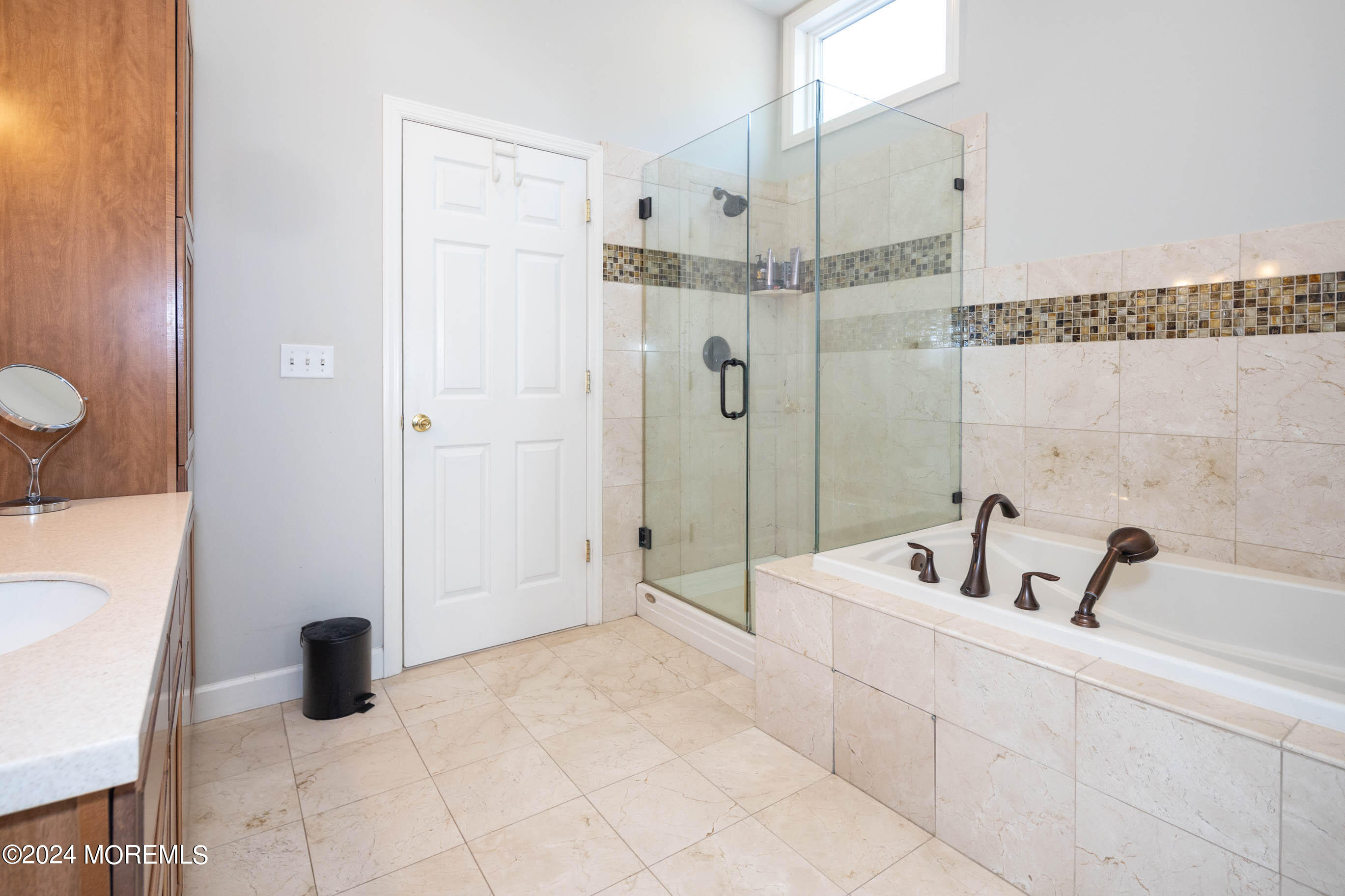 10 Troon Court
