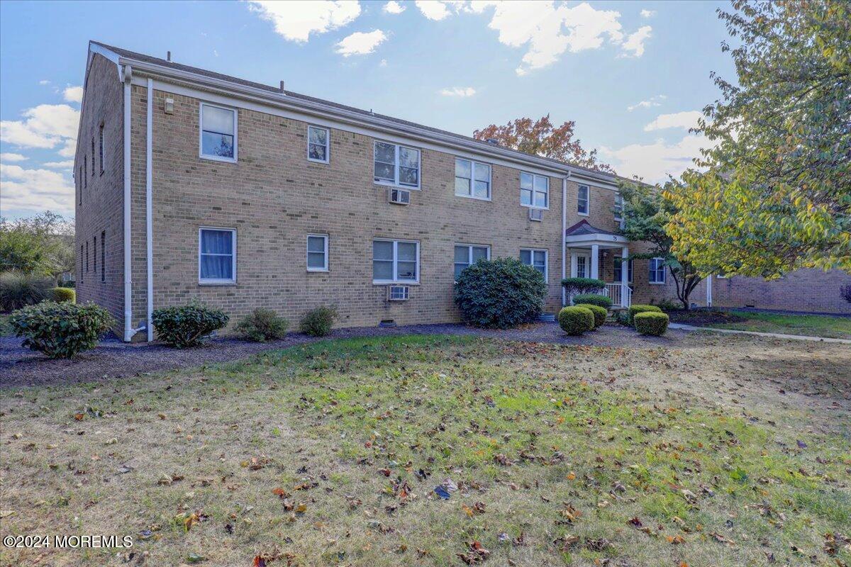 75 Stonehurst Boulevard, A