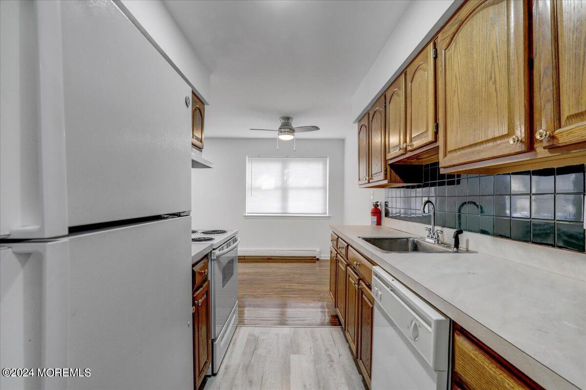 75 Stonehurst Boulevard, A