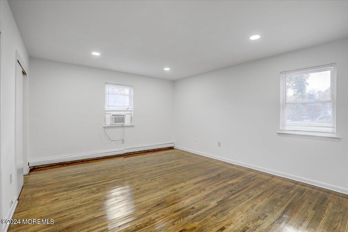 75 Stonehurst Boulevard, A