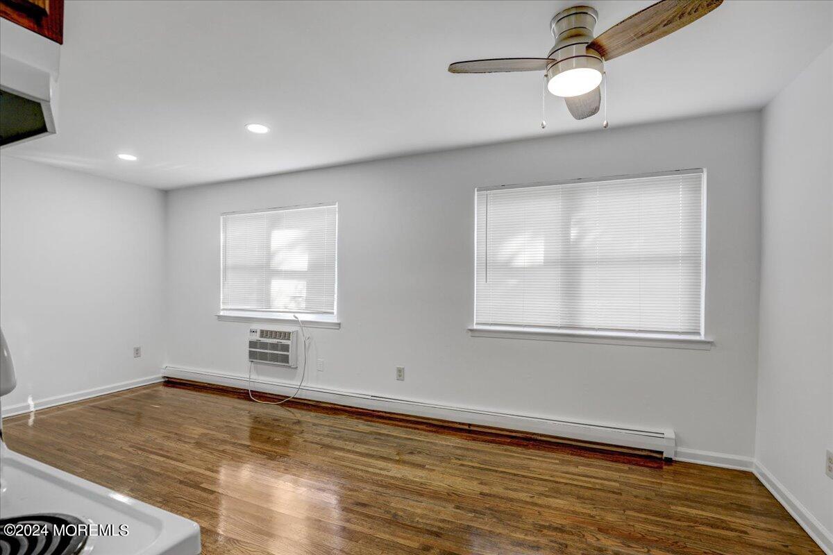 75 Stonehurst Boulevard, A