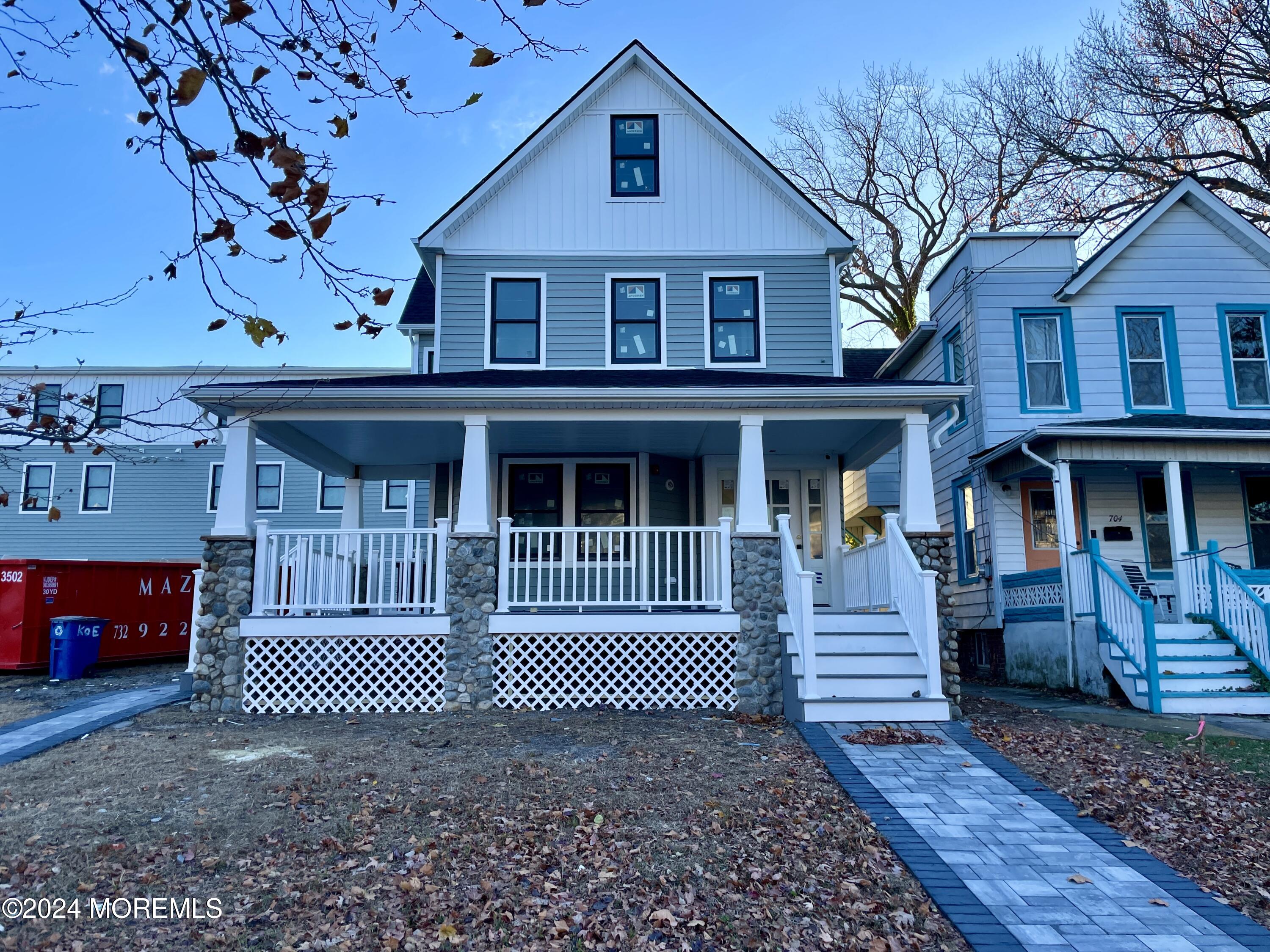 700 1st Avenue H3
