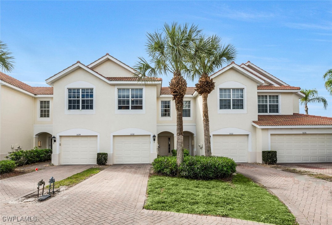 1028 Hampton CIR 63