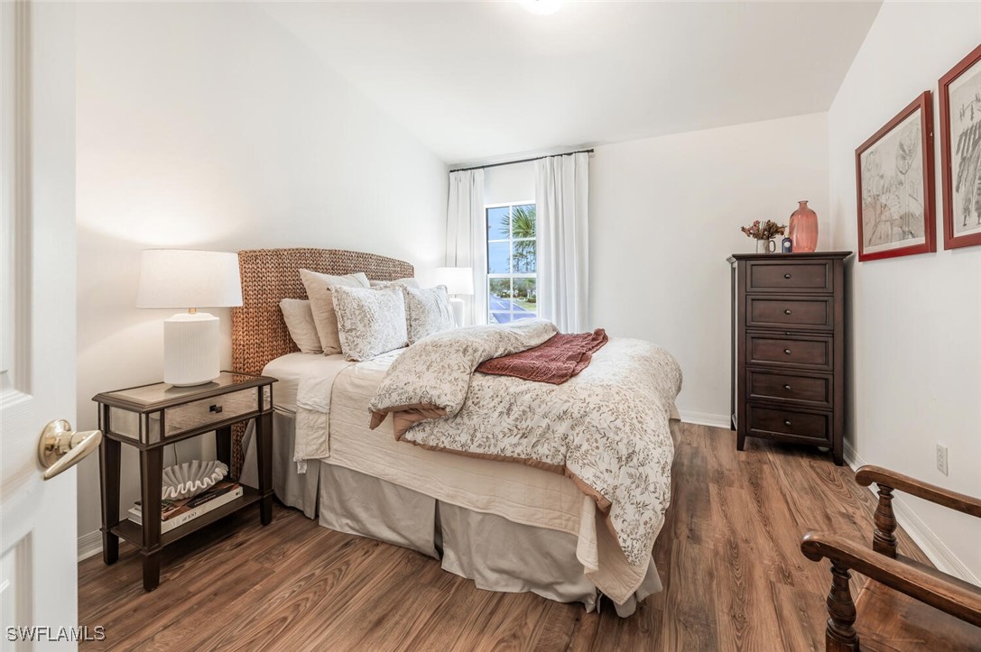 1028 Hampton CIR 63