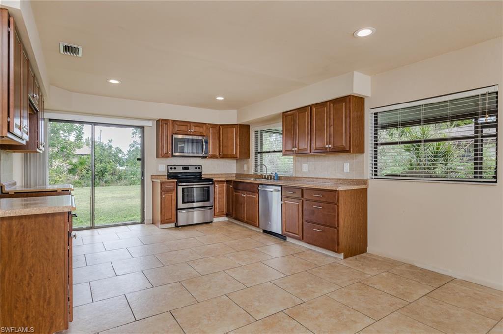 1145 SE 19th TER