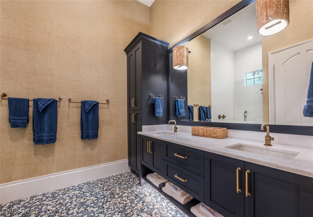 13660 Pondview CIR