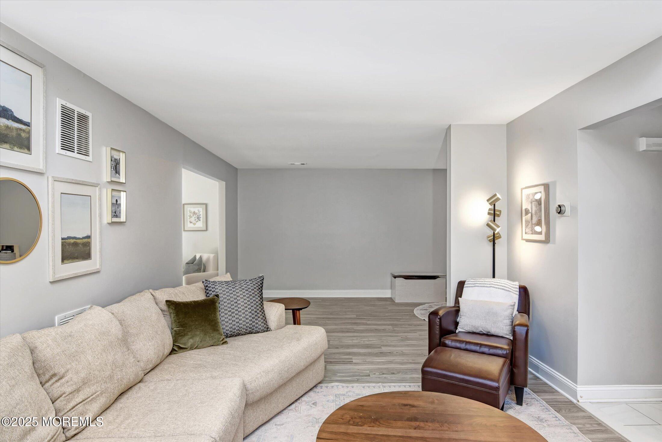 5 Emerson Court