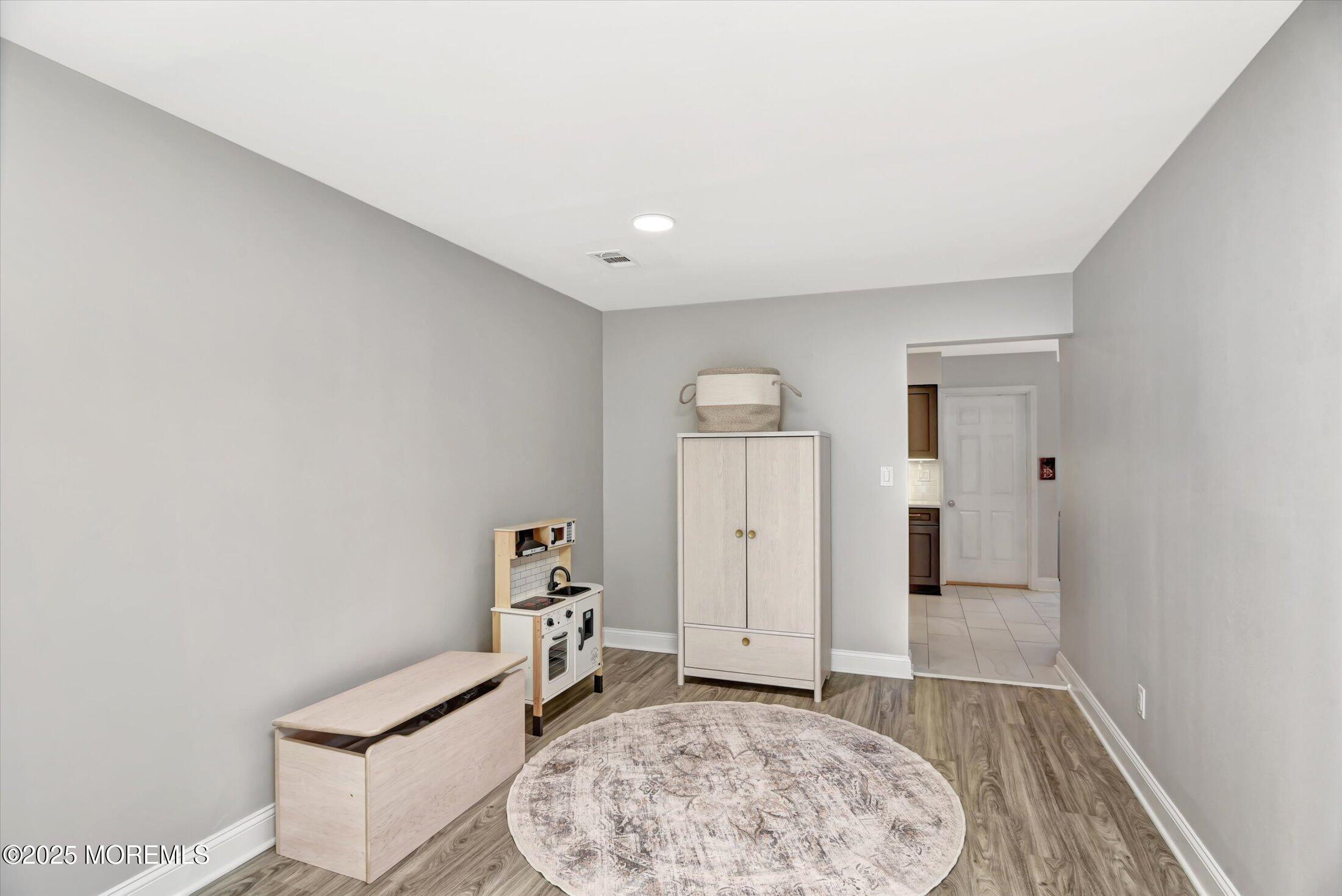 5 Emerson Court
