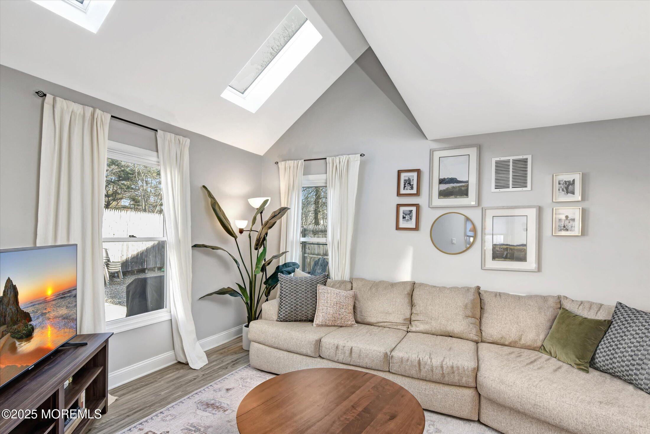5 Emerson Court