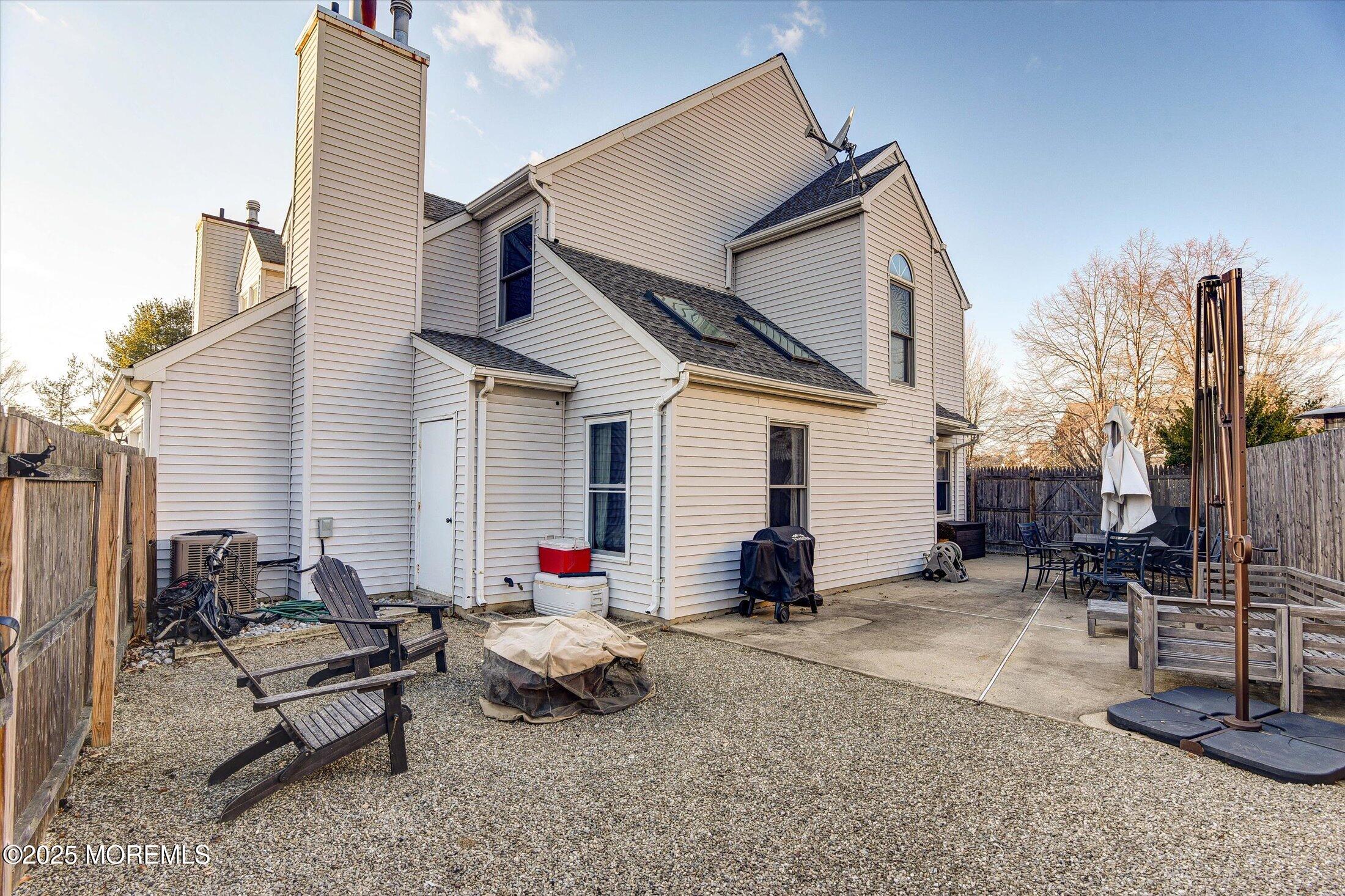 5 Emerson Court