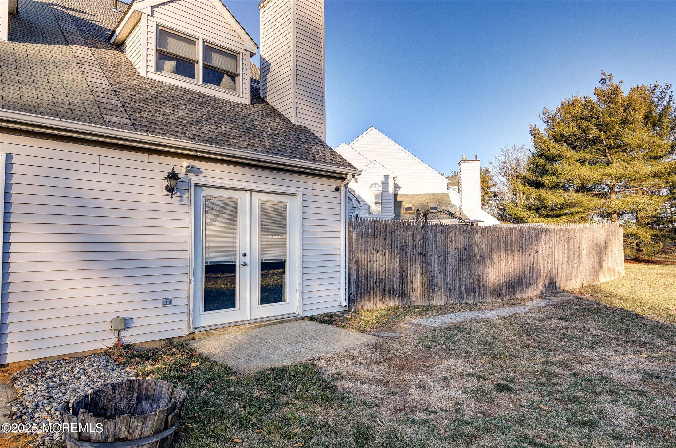 5 Emerson Court