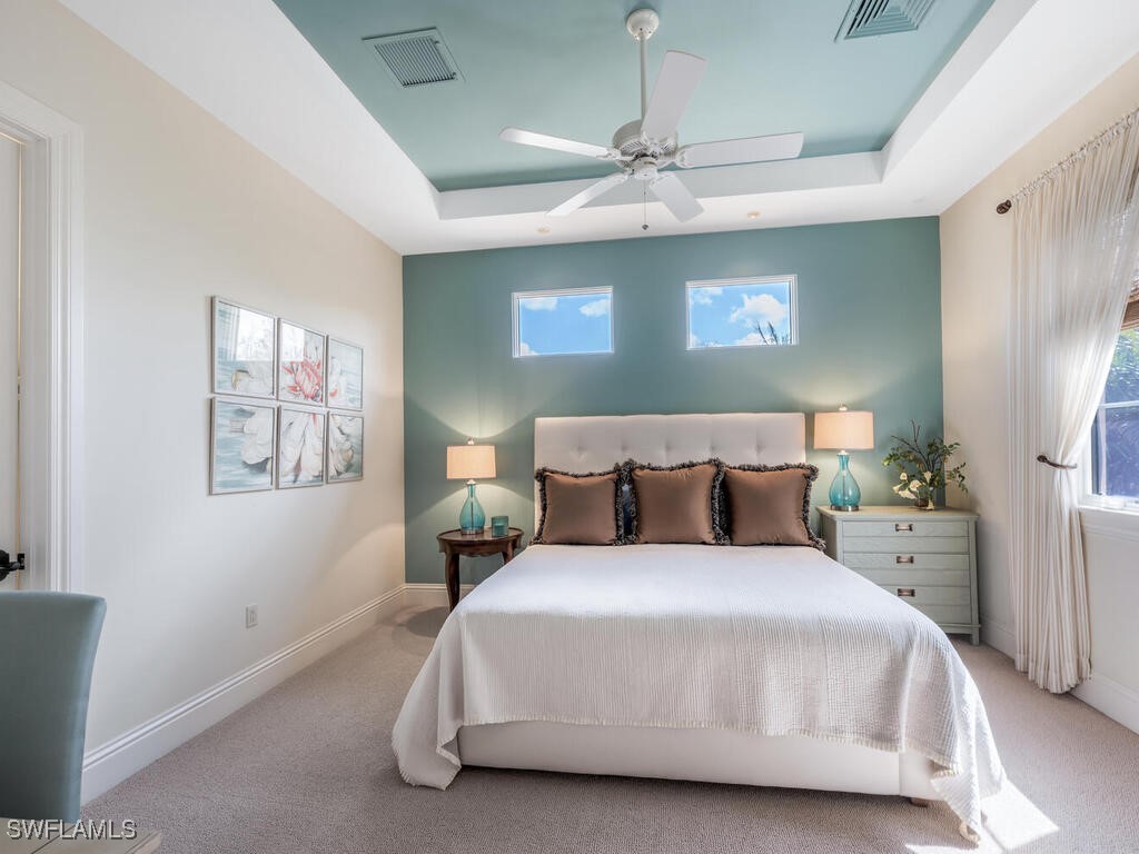 28732 La Caille DR