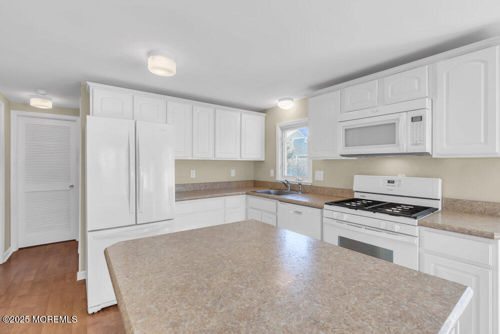 455 Biscayne Court