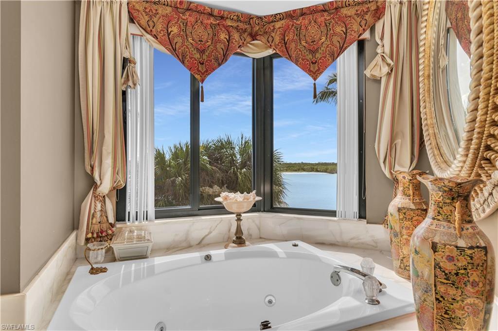 103 La Peninsula BLVD # 103