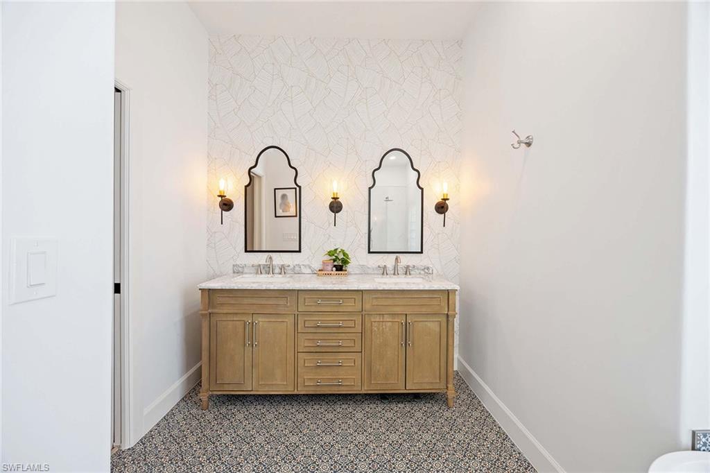 7557 Citrus Hill LN