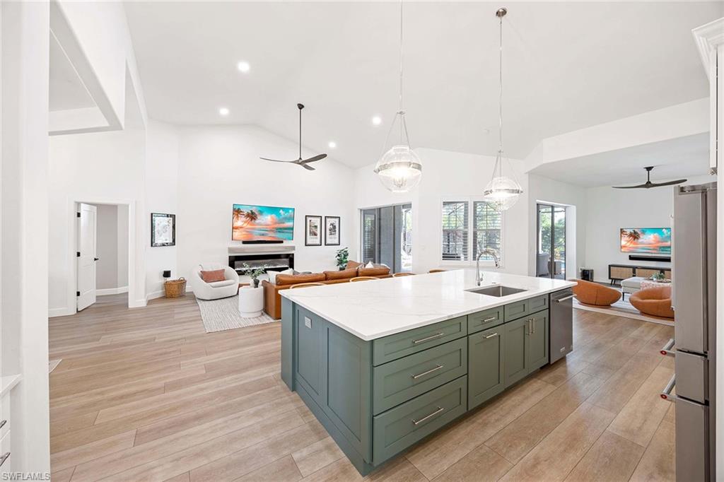 7557 Citrus Hill LN
