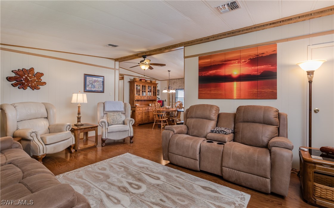 66 Sunset CIR