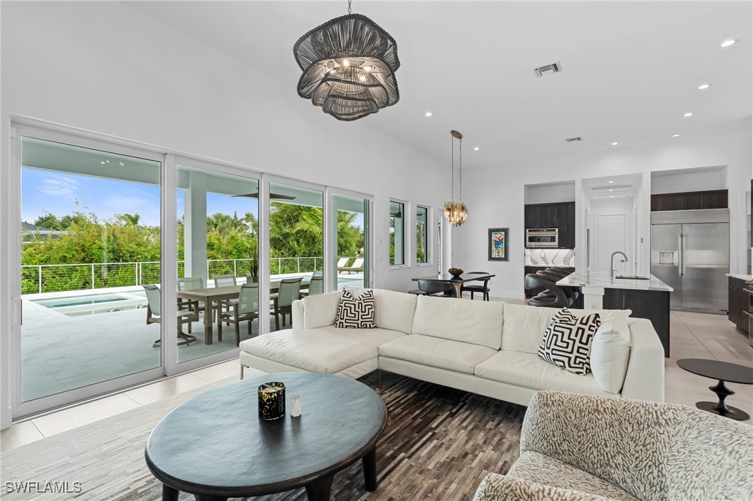 12601 Apopka CT