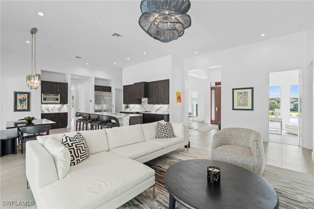 12601 Apopka CT