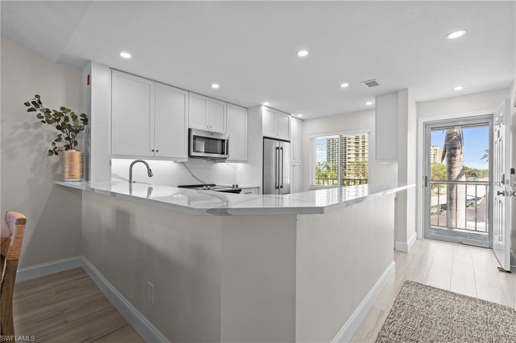 10682 Gulf Shore DR # C301