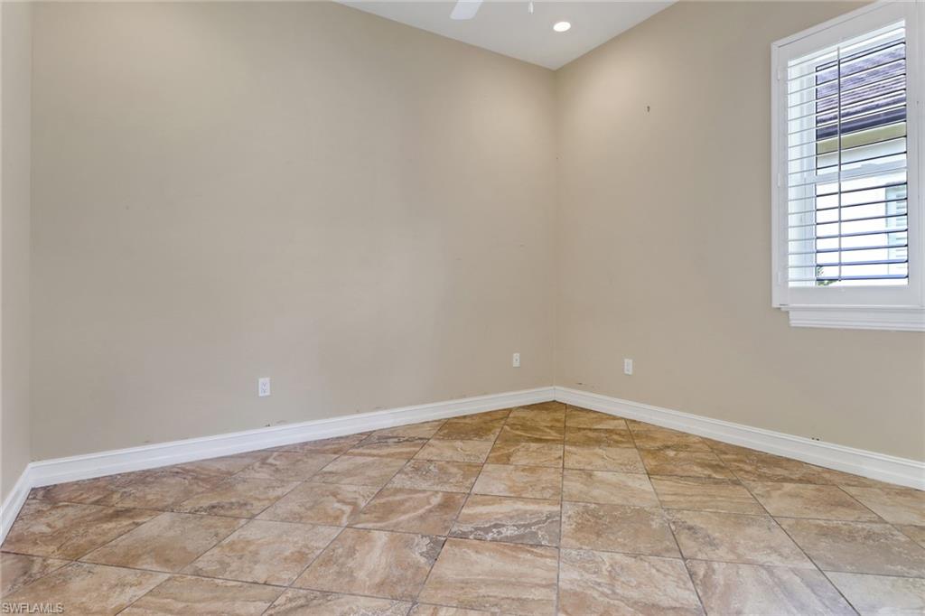 415 Saddlebrook LN