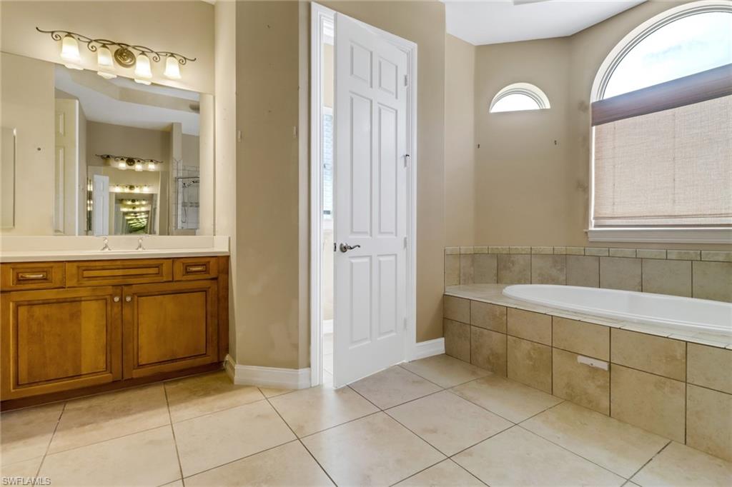 415 Saddlebrook LN
