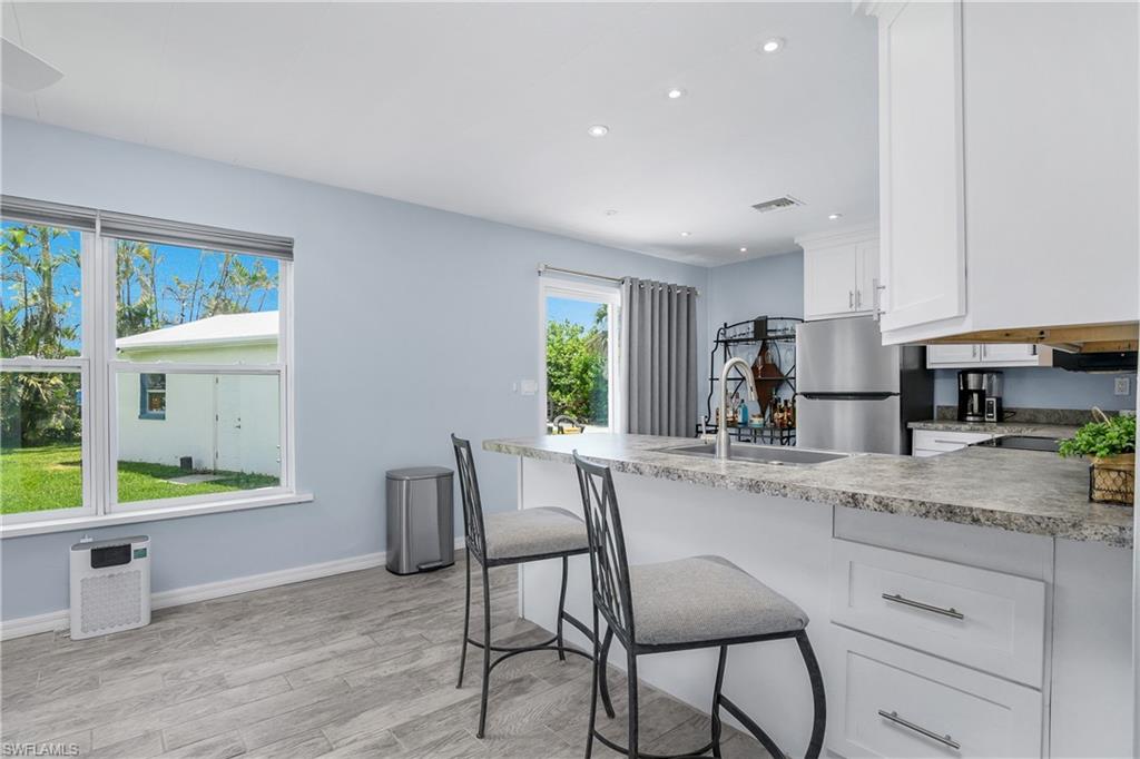 13041 Point Breeze DR