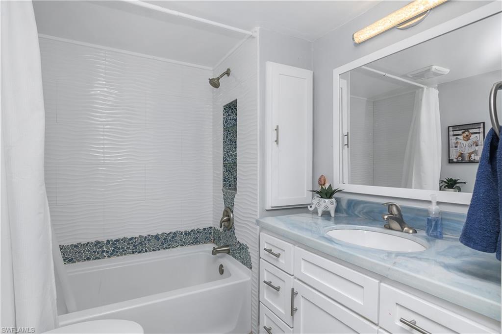 13041 Point Breeze DR