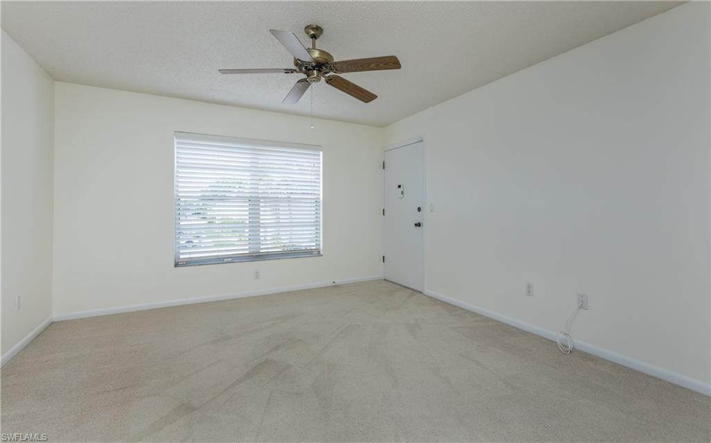 6884 Sandtrap DR # 4